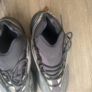 Yeezys 700 in like new condition must come pick up